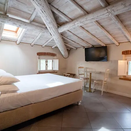 Casal Del Pigno Nocleg ze śniadaniem 4*