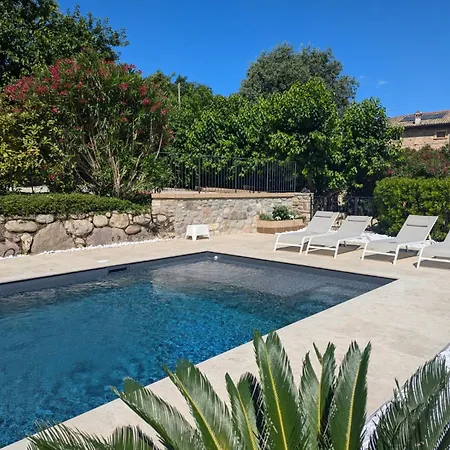 Casal Del Pigno Bed & Breakfast 4*